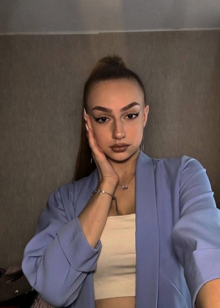 Индивидуалка Алёна фото № 2 в городе Солнечнодольск