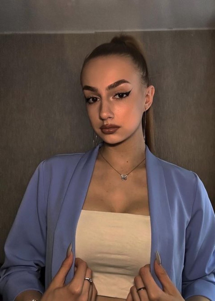 Индивидуалка Алёна фото № 2 в городе Солнечнодольск