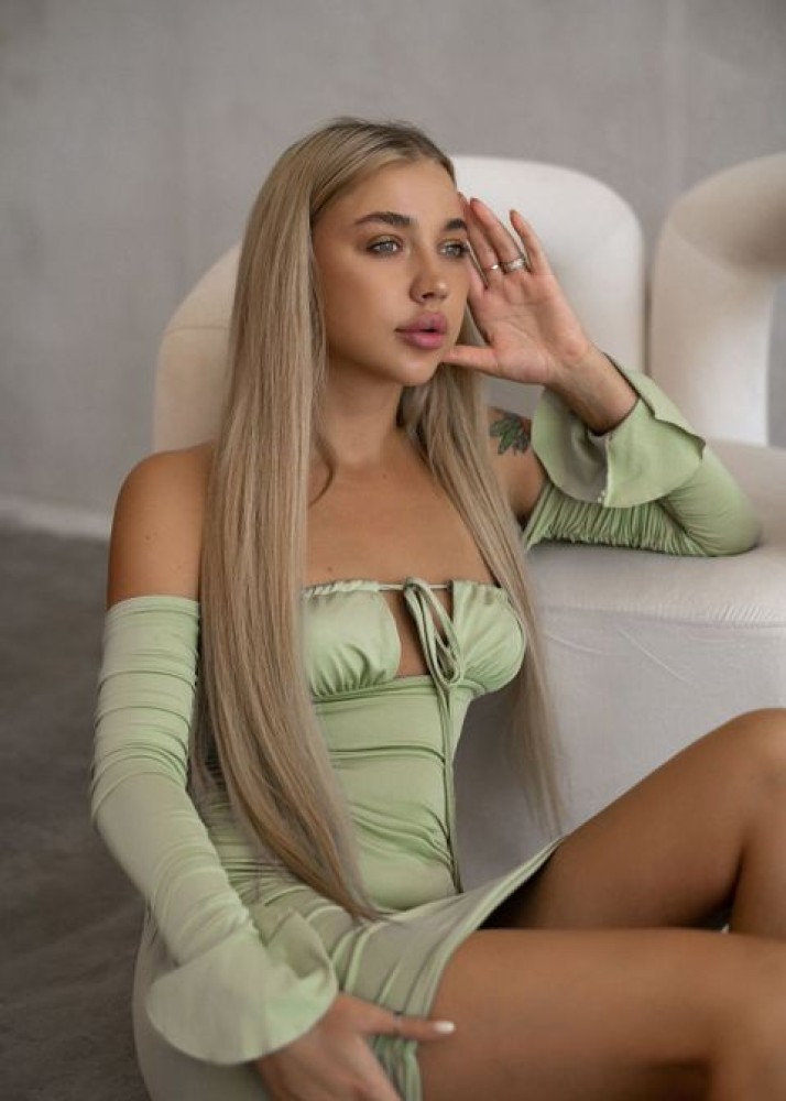 Индивидуалка Карина фото № 2 в городе Солнечнодольск