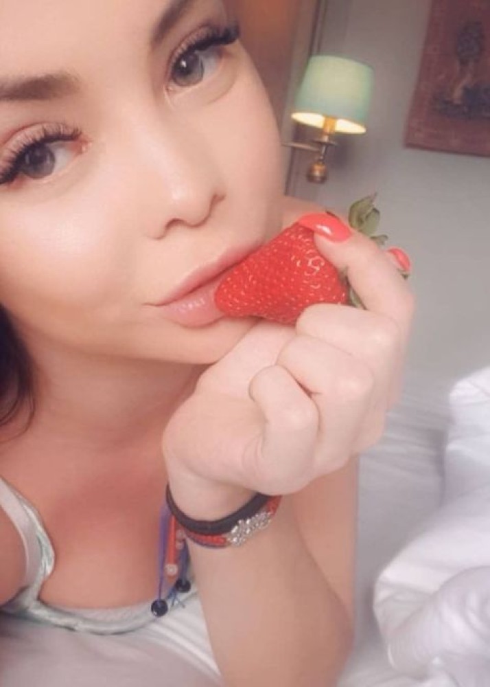 Индивидуалка Вика фото № 2 в городе Солнечнодольск