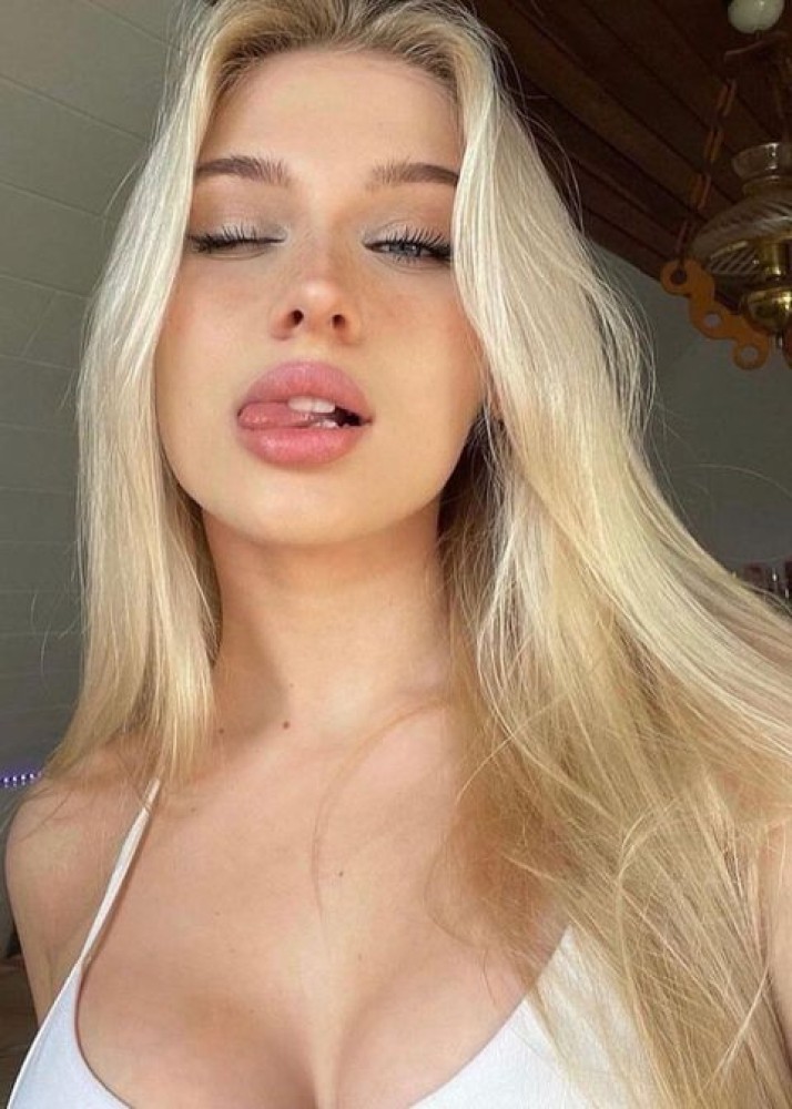 Индивидуалка Вика главное фото в городе Солнечнодольск 