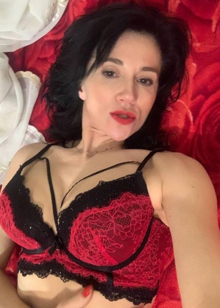 Индивидуалка Вика главное фото в городе Солнечнодольск 