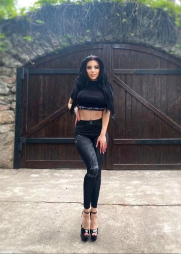 Марина, Г. Солнечнодольск